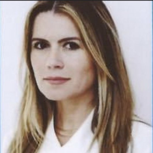 Dra. Fernanda Della Giustina Baldisserotto