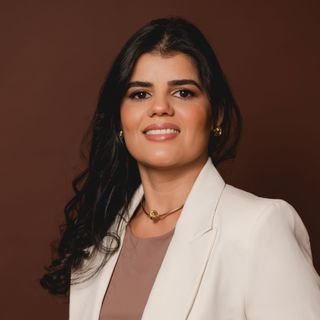 Dra. Nayanne Suênia