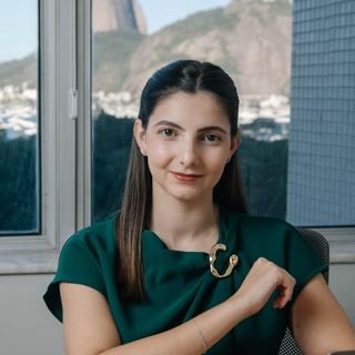 Dra. Manoela Pozzolo
