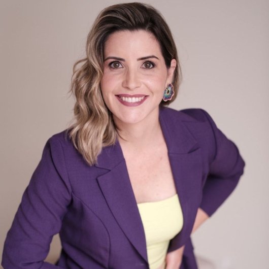 Dra. Samantha Maia