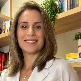 Dra. Michele Teixeira Hertz