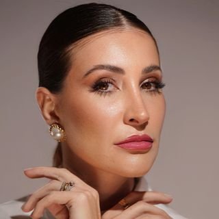 Dra. Ana Lívia Bagatini