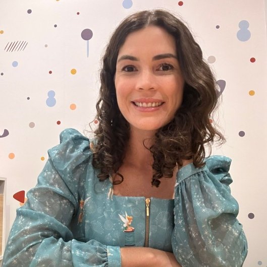 Dra. Camila Silva D'Almeida