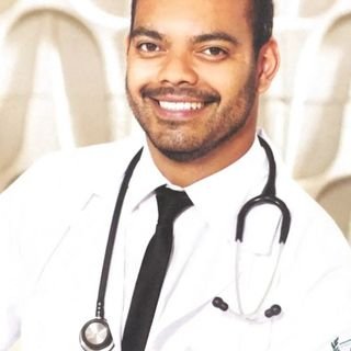 Dr. Daniel do Nascimento Santos