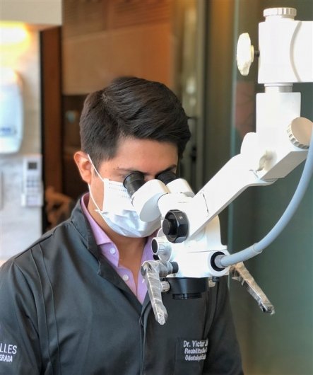 Dr. Victor Jalles de Oliveira