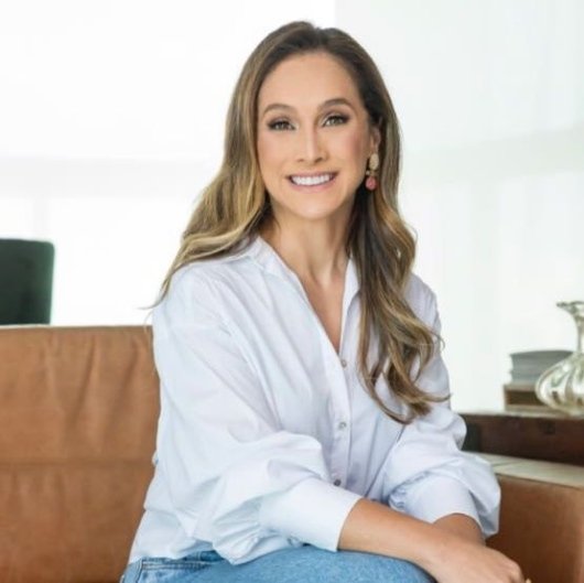 Dra. Andrea Figueiredo