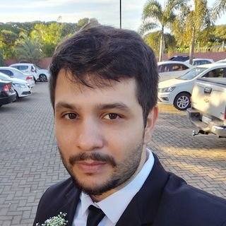 Dr. GABRIEL HENRIQUE AZEREDO