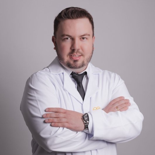 Dr. Igor Schmidt