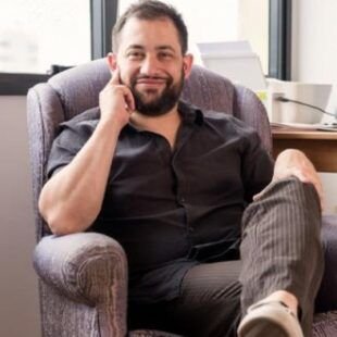 Dr. Emmanuel Kanter