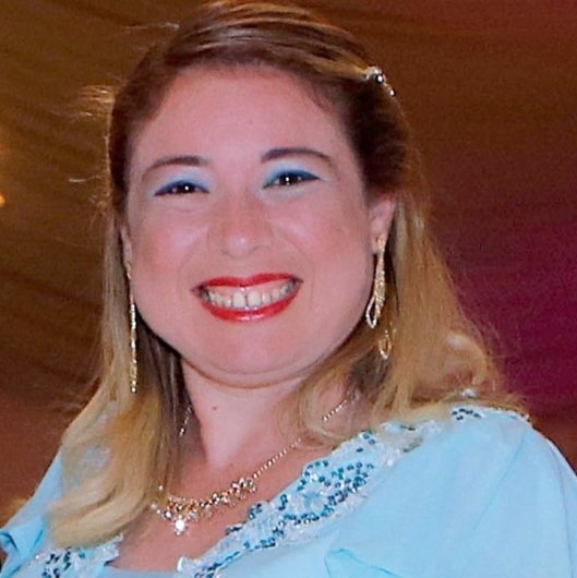 Dra. Francielia Lima