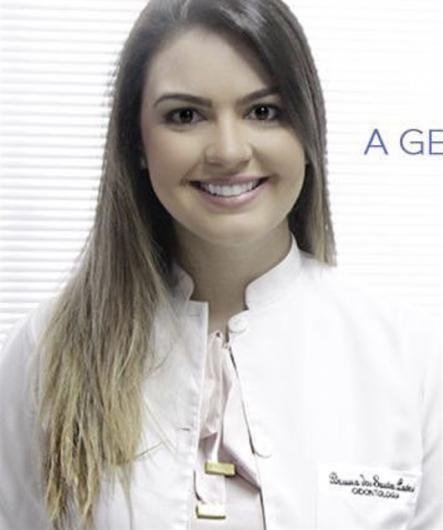 Dra. Bruna Pontes Nicolau da Costa