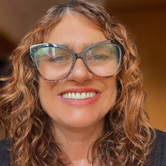 Nathalia Linhares Bastos