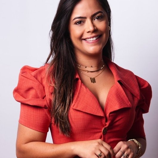 Dra. Karoline Neris Cedraz