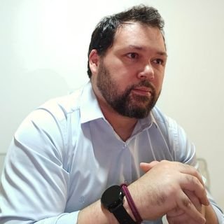 Dr. Caique Ferreira