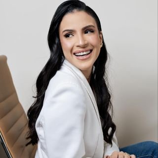 Dra. Amanda Vasconcelos Albuquerque
