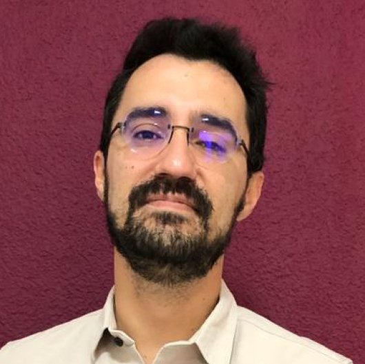 Dr. Diego Gutierrez
