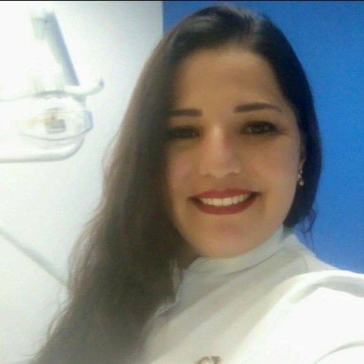 Dra. Helen Cristina